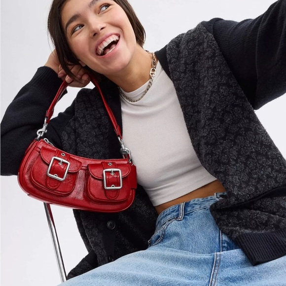 NWT Coach Ashton Baguette Bag Patent Leather CV943 Silver/Red - Picture 2 of 12